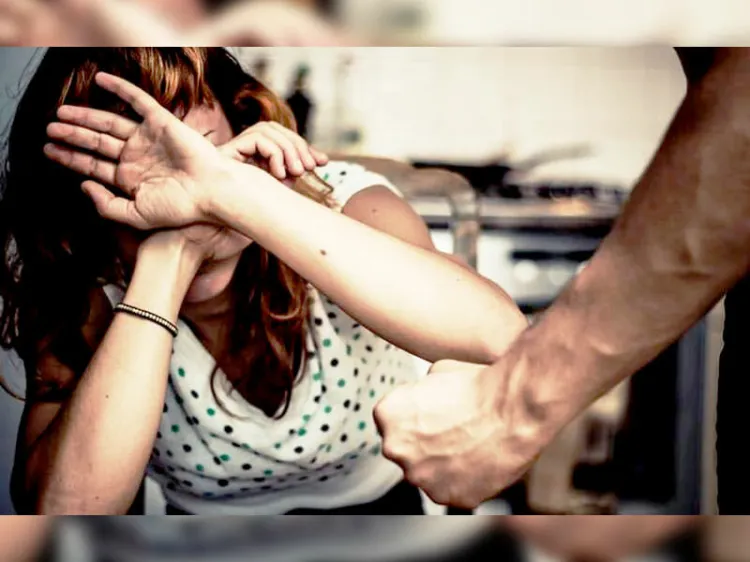 Sufre mujer agresión de parte de su pareja