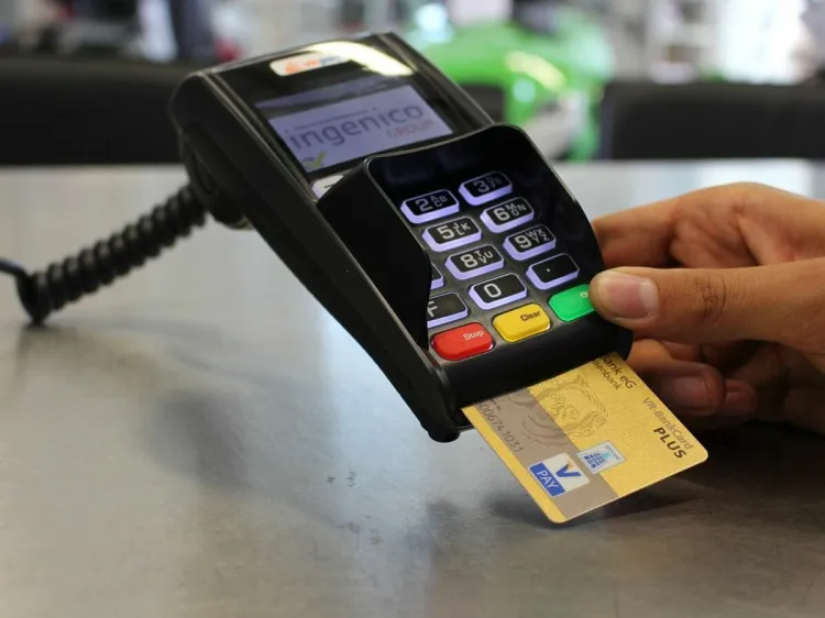 Haz esto para que no te clonen tus tarjetas