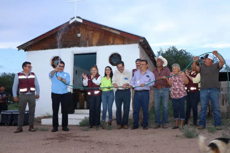 Entrega Alcalde obra en ejido ‘Francisco Miguel Cárdenas Valdez’
