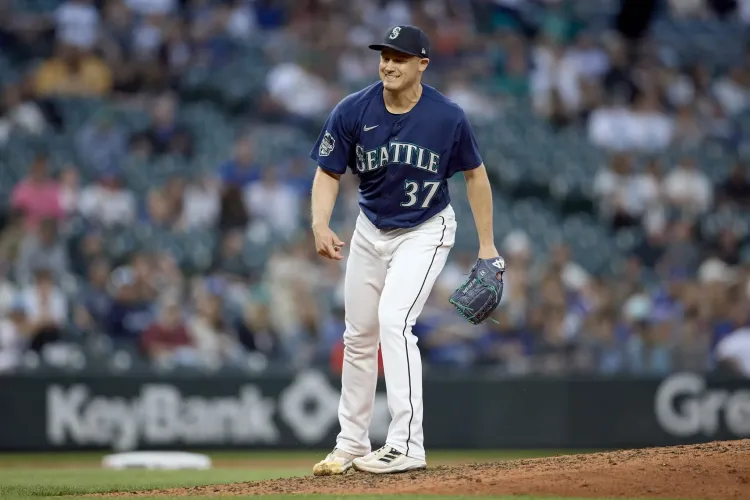 Diamondbacks suman cerrador