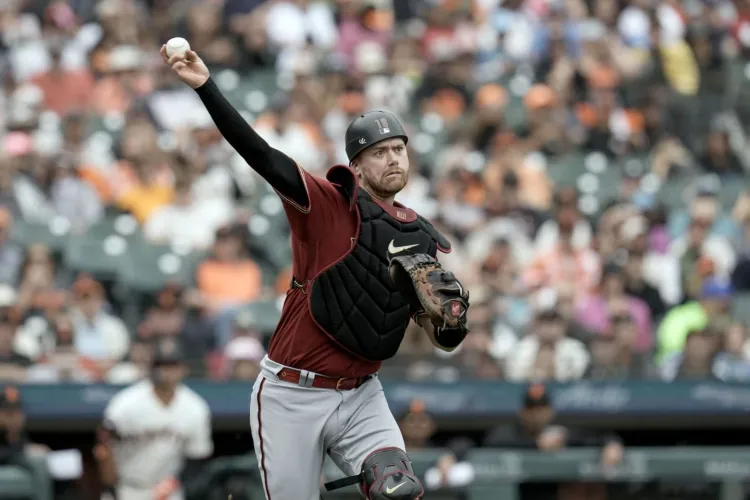 Ligan D’backs tercera derrota