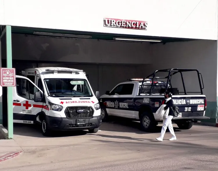 Agrede a su madre y causa daños en su vivienda