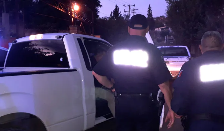 Denuncia joven privación de su libertad y golpes por desconocidos