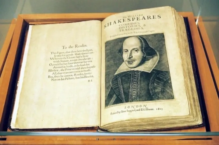 Shakespeare promueve “contenido explícito”, acusan escuelas de Florida