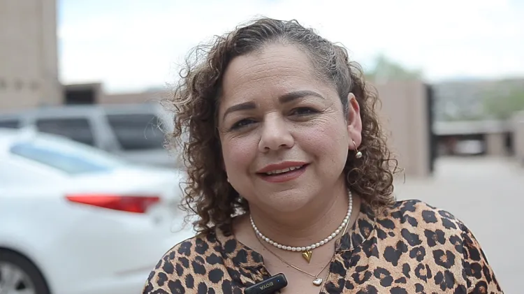 Acuden familias a regidores del PRI en cortes de cabello