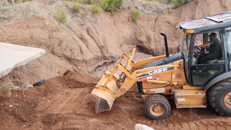 Arreglan socavón en ruta alterna Bellotas – Monarca
