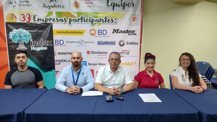 Apoya industria torneo de golf para financiar becas educativas