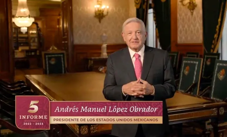 Presume AMLO economía mexicana "para orgullo de todos"