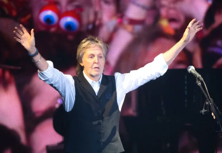 Regresa el exBeatle Paul McCartney a México