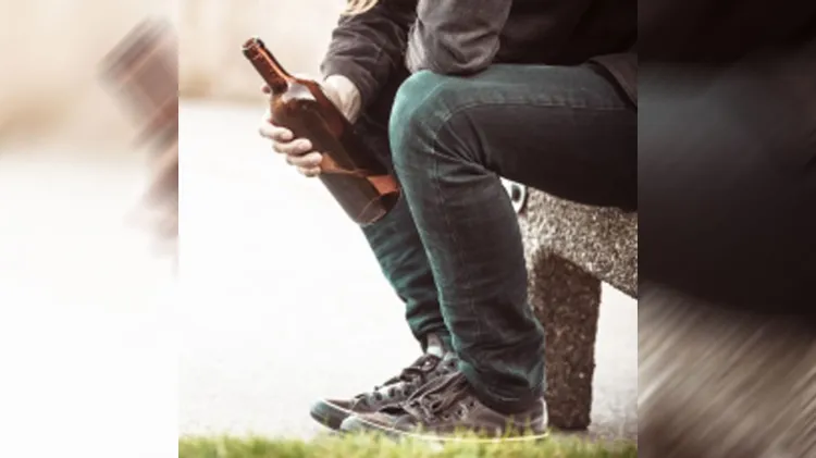 Terminan estudiantes embriagados y hospitalizados