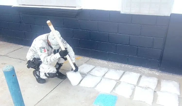 Detectan tubos PVC llenos de pastillas de fentanilo y mentafetaminas