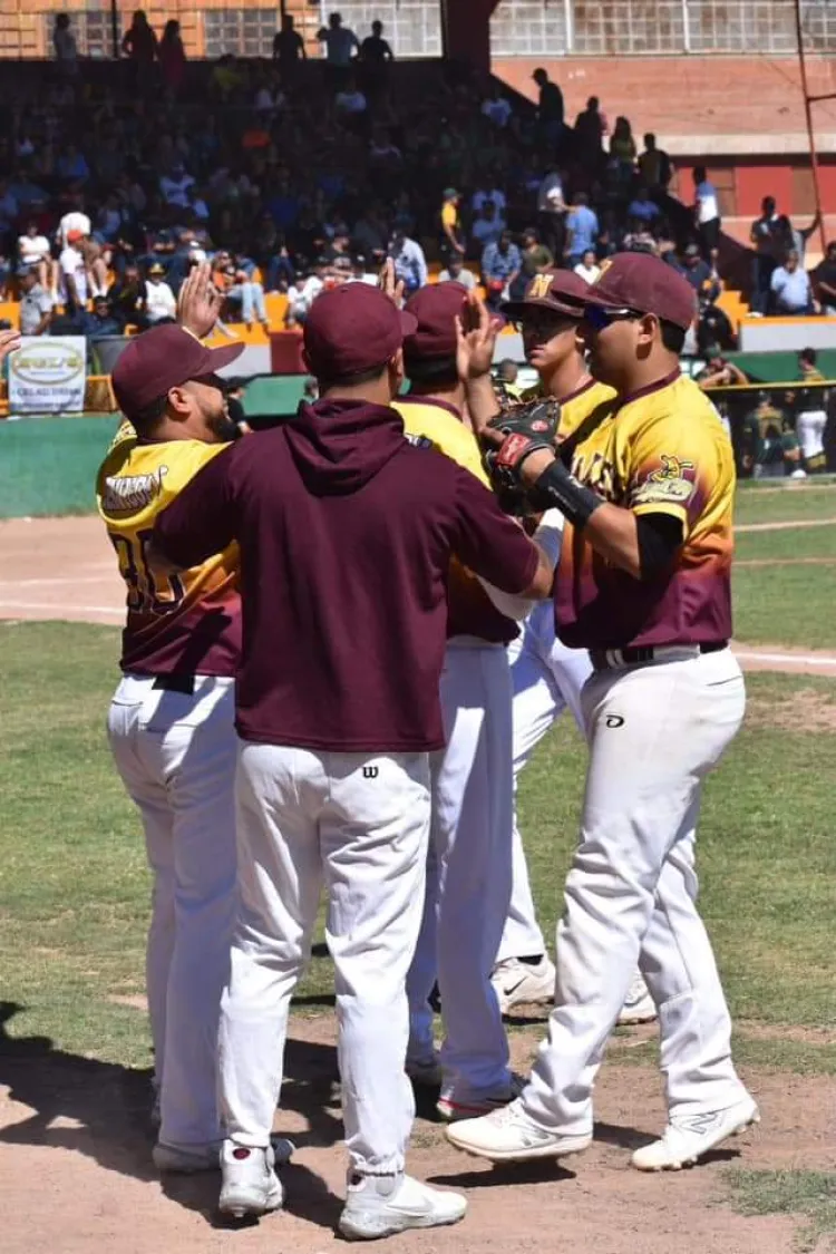 Ints sacan pase a la serie final