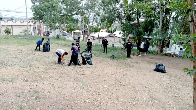 Atiende Seguridad Pública peticiones vecinales