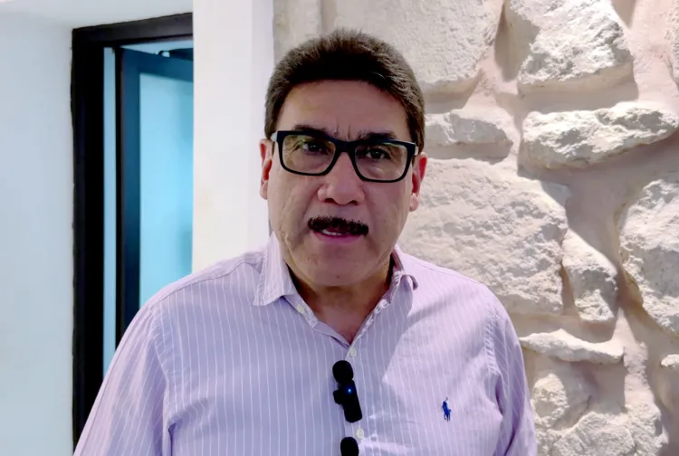 Está Alcalde de Nogales con Claudia Sheinbaum