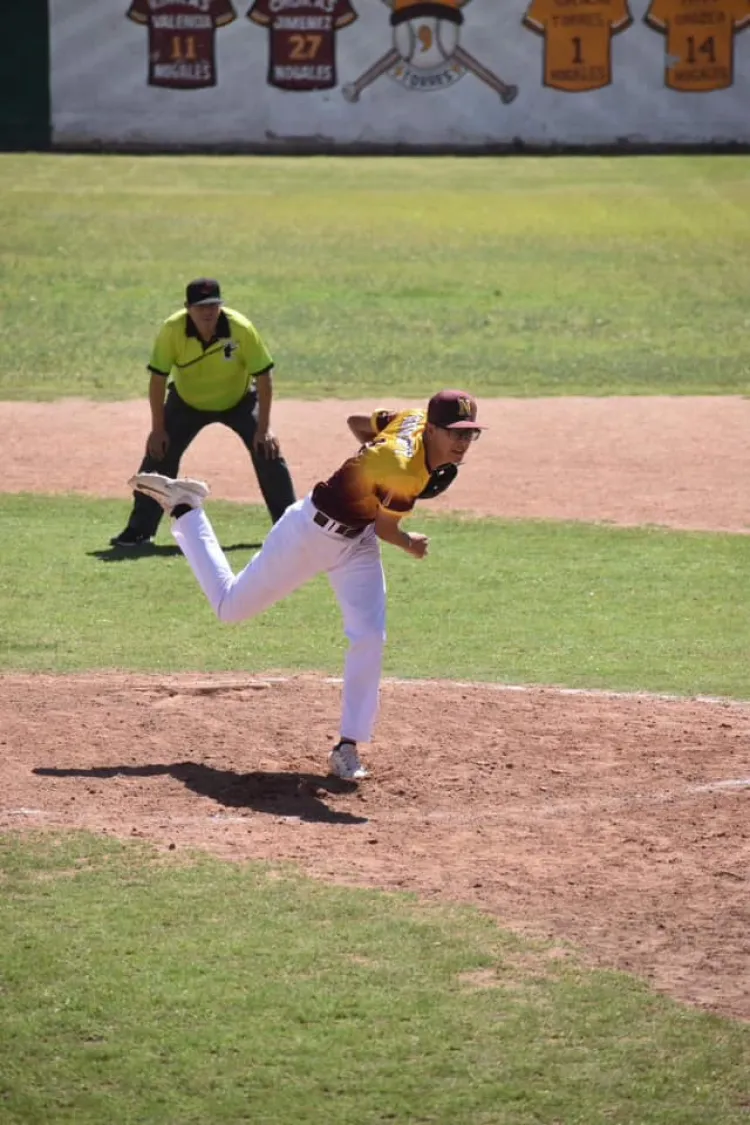 Nogales toma ventaja