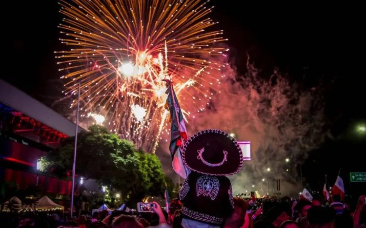 Celebran Grito de Independencia en Nogales, Arizona