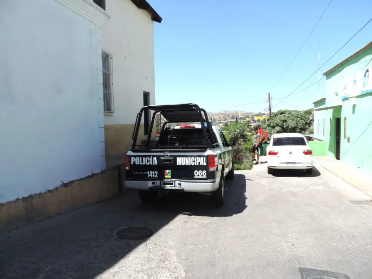 Recuperan motocicleta robada en Lomas de Nogales