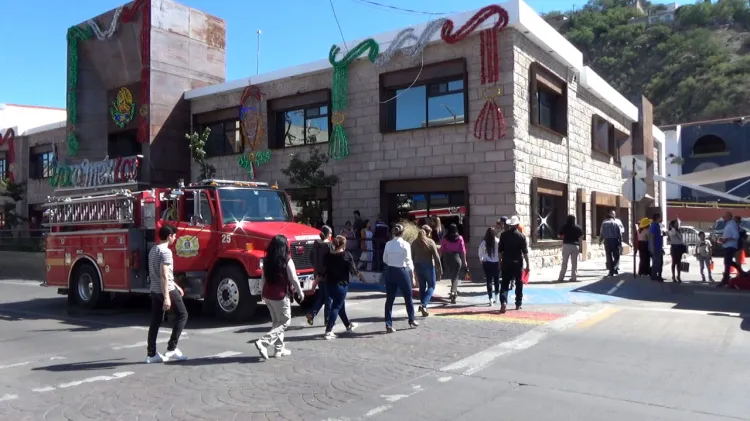 Evacuan Ayuntamiento en Simulacro Nacional 2023