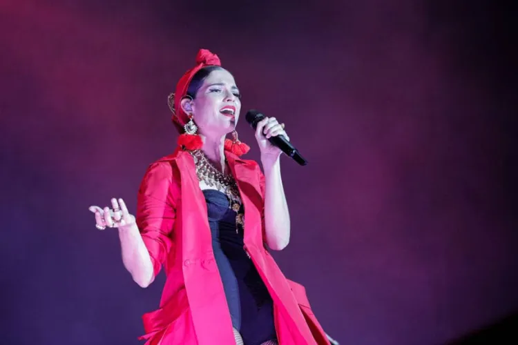 Natalia Jiménez, hechizada por México