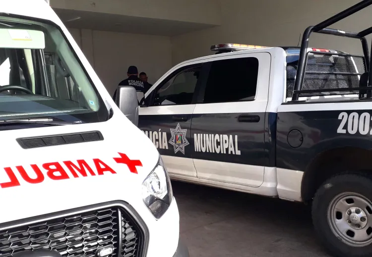 Internan a dos mujeres por intoxicación; una de ellas menor de edad