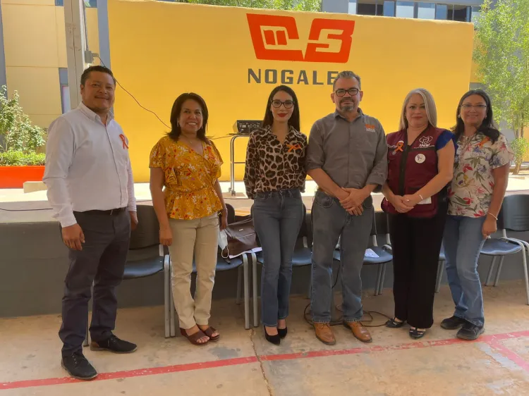 Imparten Feria de Prevención Contra la Violencia Escolar