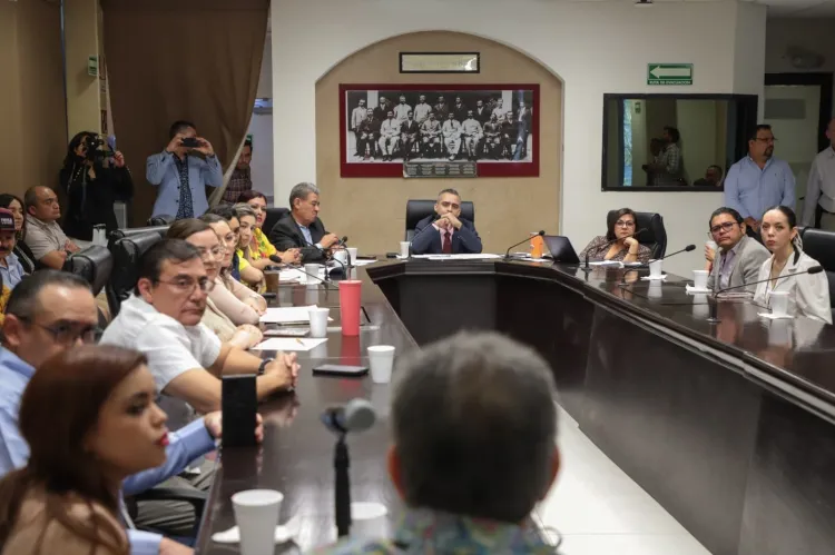 Van por regulación de medicina estética en Ley de Salud