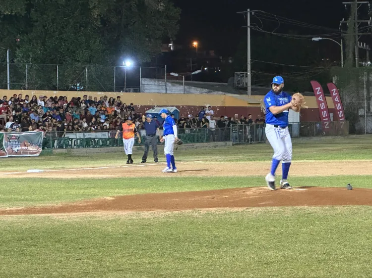 Cantan playball en la Fiesta Mexicana