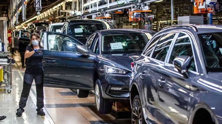 Afectan exportaciones automotrices recuperación comercial