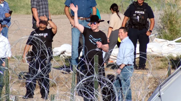 Visita Elon Musk frontera en Texas y se proclama promigrante