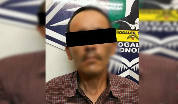 Atrapan a ladrón de farmacia; llevaba diversos artículos