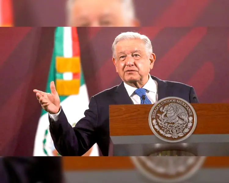 'Batea' AMLO al INE y mantiene posdata a conservadores