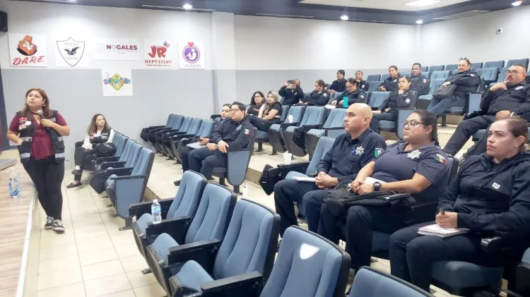 Cursan agentes de Seguridad Pública taller de prevención de violencia