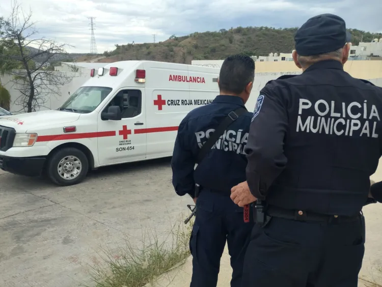 Balean y despojan de dinero a persona en periférico Oriente