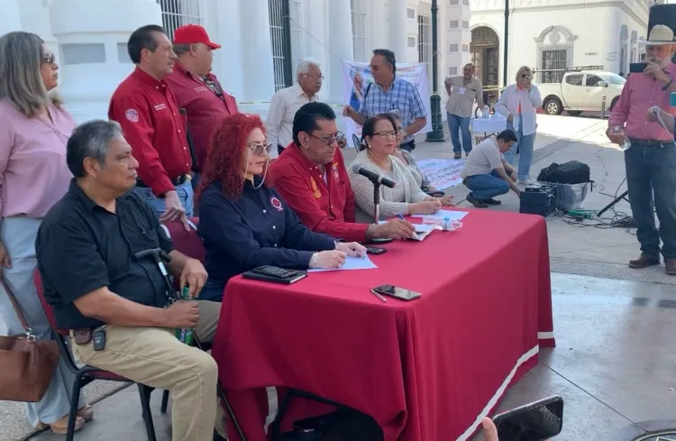 Exigen solución a conflictos ambiental y laboral a Grupo México