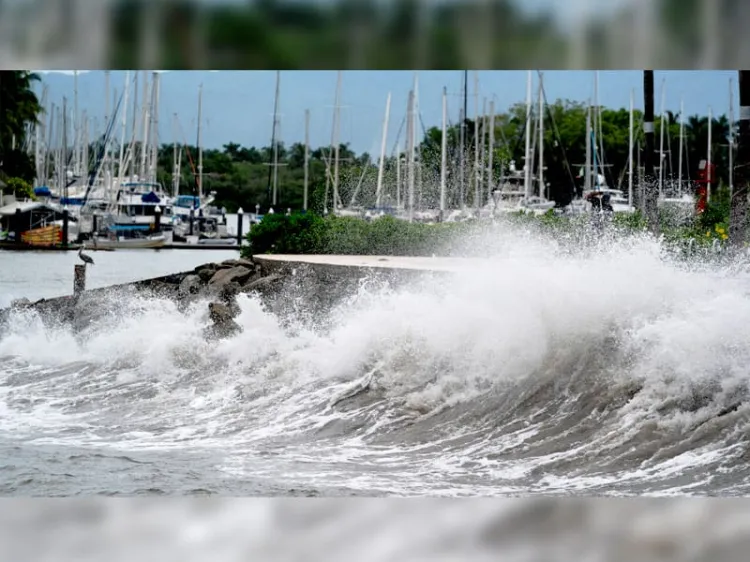 En alerta azul municipios del sur por huracán ‘Norma’