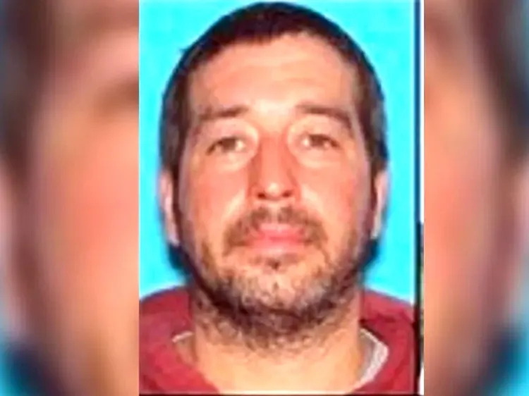 Identifican a sospechoso "armado y peligroso" en tiroteos de Lewiston