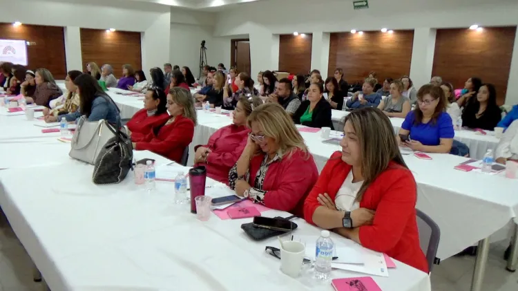 Capitalizan seminario Mujeres Líderes para Gobernar en Nogales