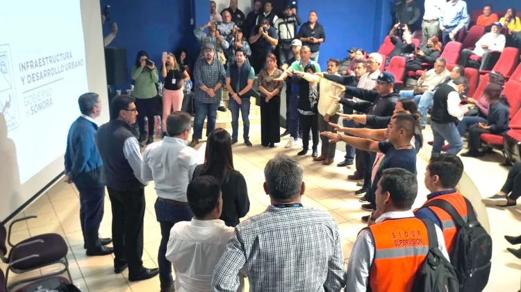 Conforman comités de Contraloría Social para obras