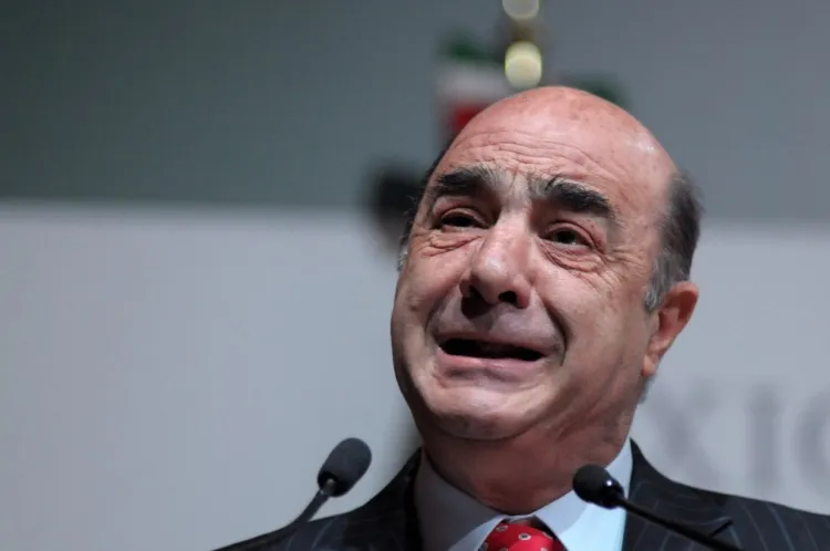 Prisión domiciliaria a Jesús Murillo Karam por salud