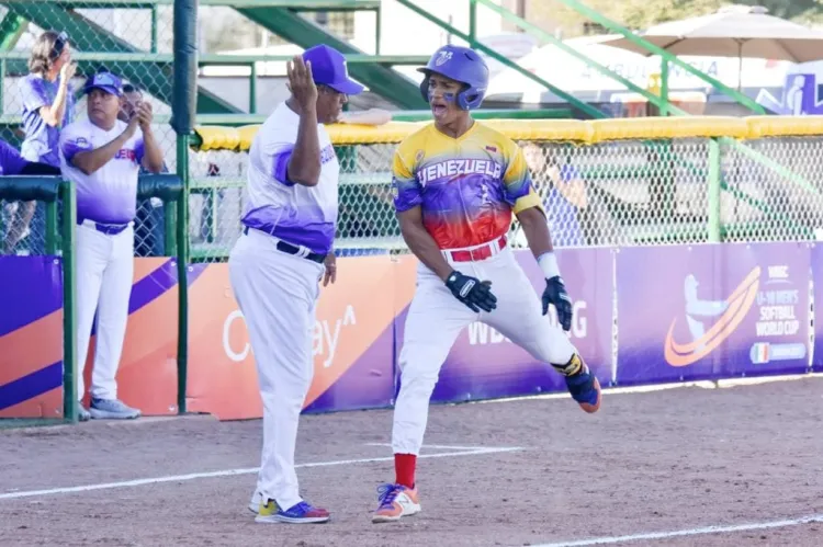 Ganan Canadá y Japón