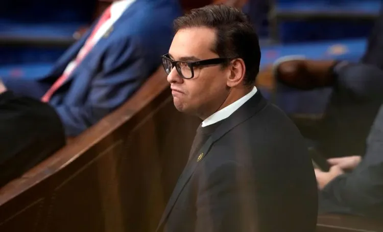 Usa congresista de EU fondos de campaña para pagar OnlyFans