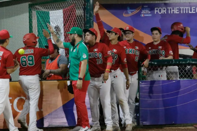 México arrolla a Singapur