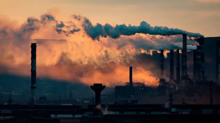 Señala ONU que emisiones de CO2 sólo bajarán, al ritmo actual, un 2% en 2030