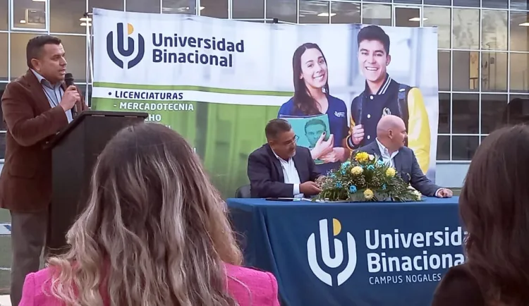 Gradúa primer generación de odontólogos de Universidad Binacional