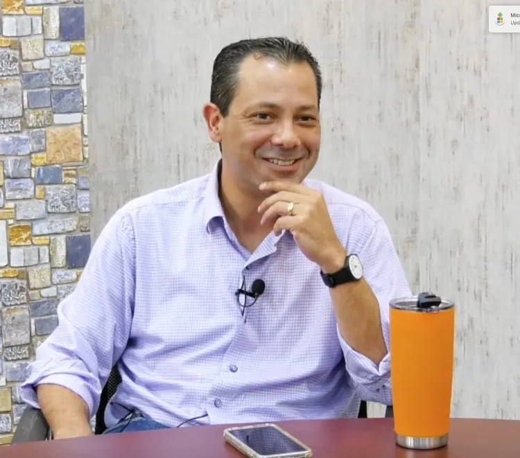 Camino al Senado, por mi perfil y no por compromisos: Ernesto de Lucas