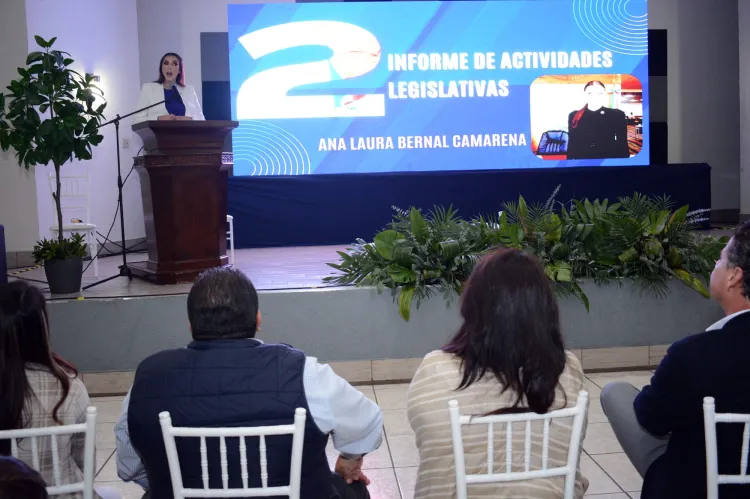 Tiene Ana Bernal Segundo Informe de Gobierno en esta frontera