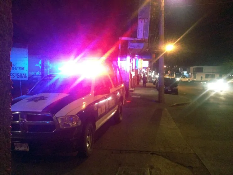 Se resiste a asalto y lo hieren de bala