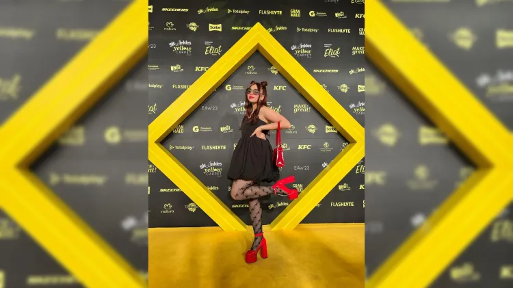 Celebra influencer nogalense su día