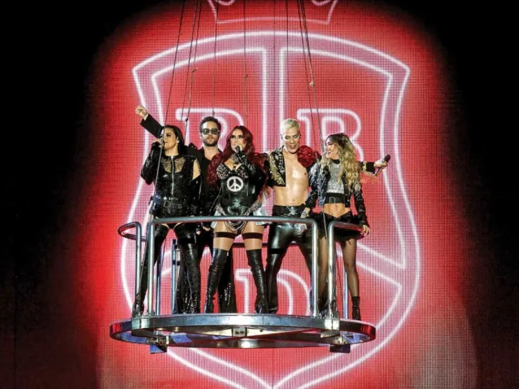 RBD pega directo en la nostalgia