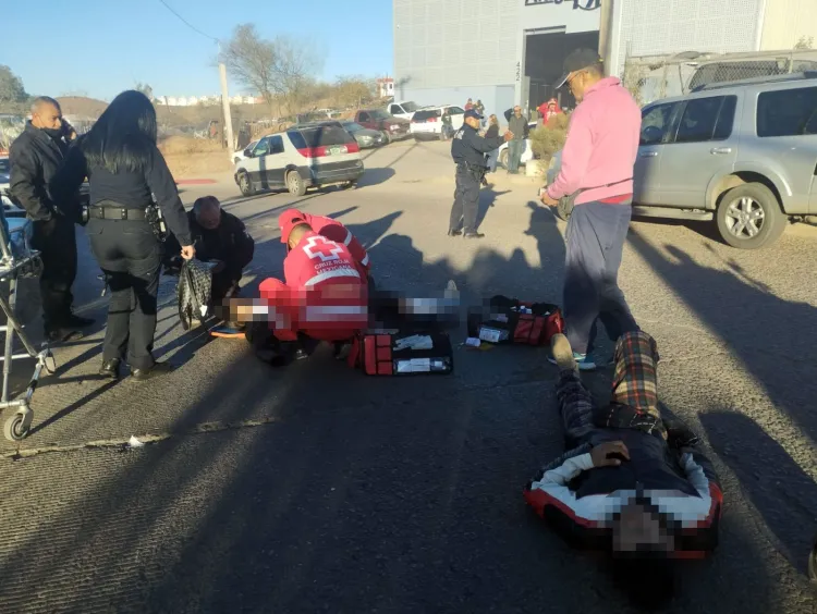 Resulta lesionada mujer embarazada en choque